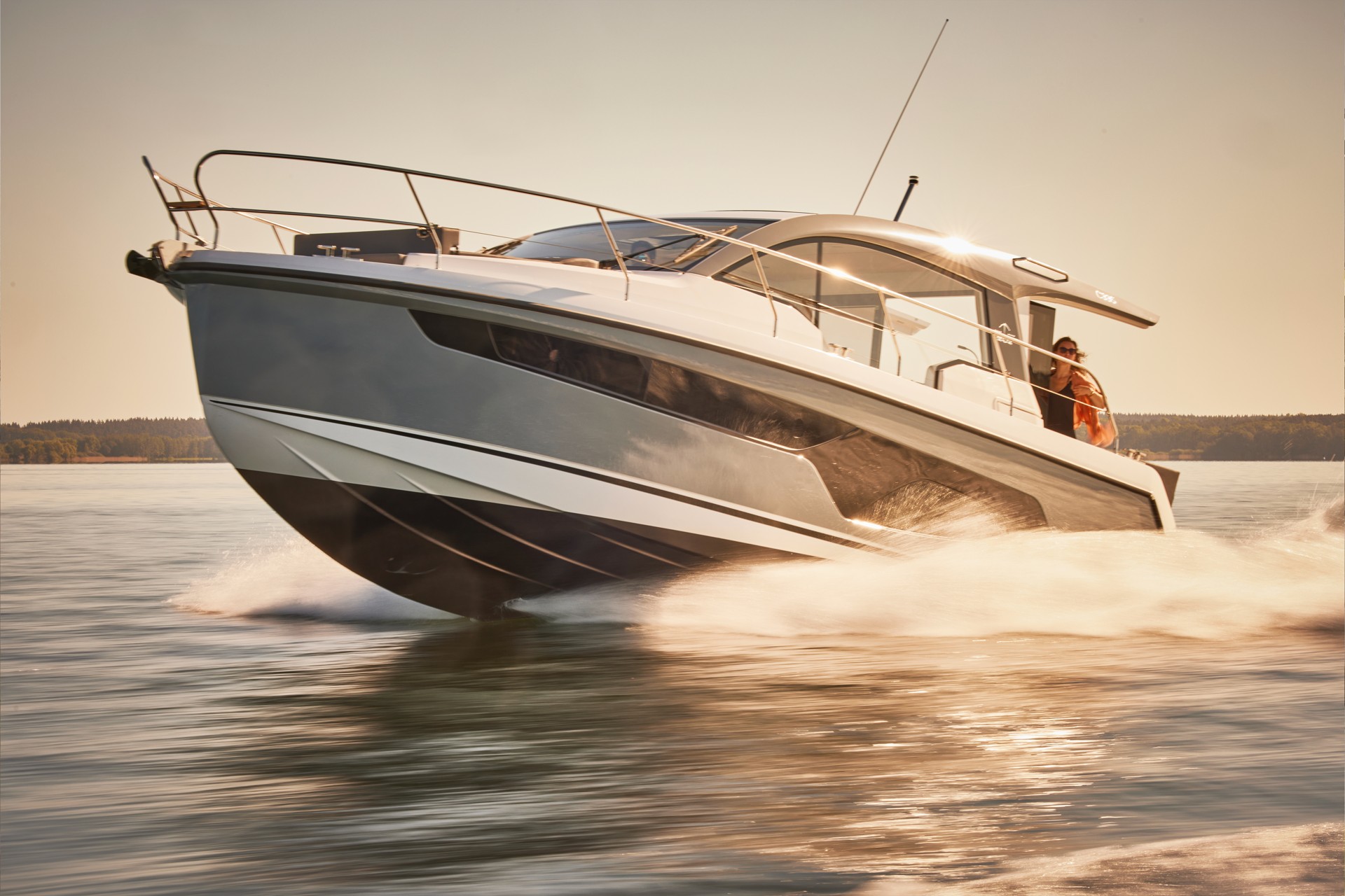 Sealine Sealine C335