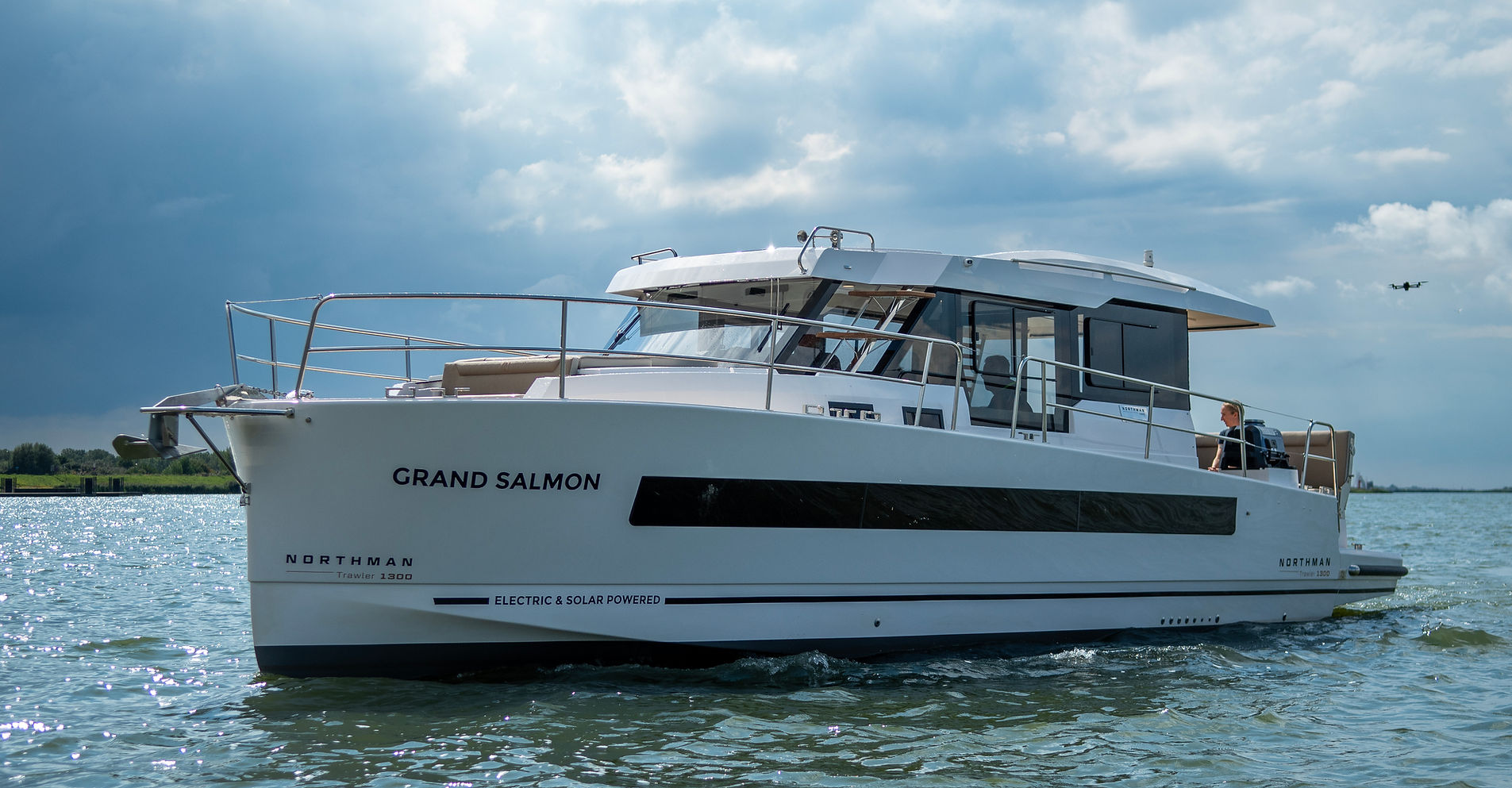 Northman 1300 Electric · Grand Salmon
