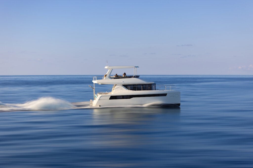 Leopard 40 Powercat