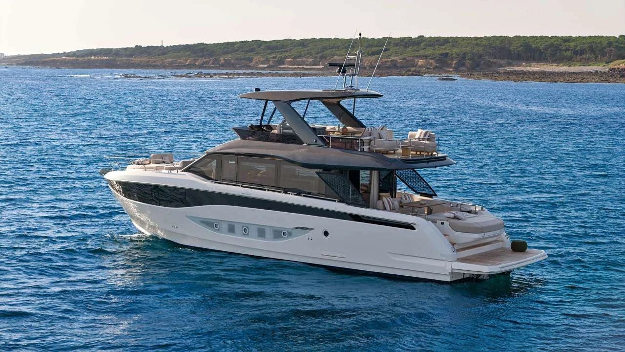 Prestige Yachts F6.7