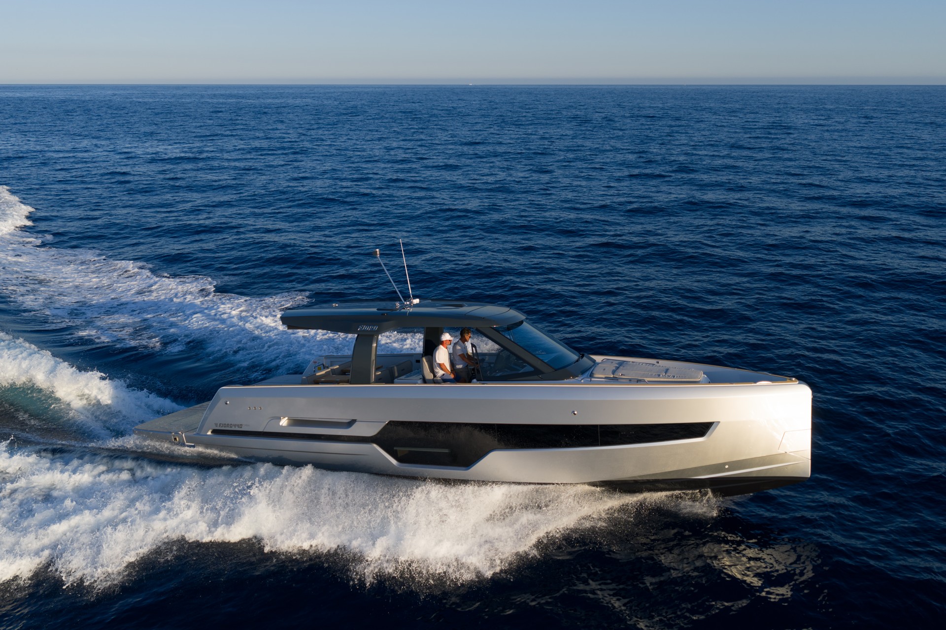 FJORD 440 open
