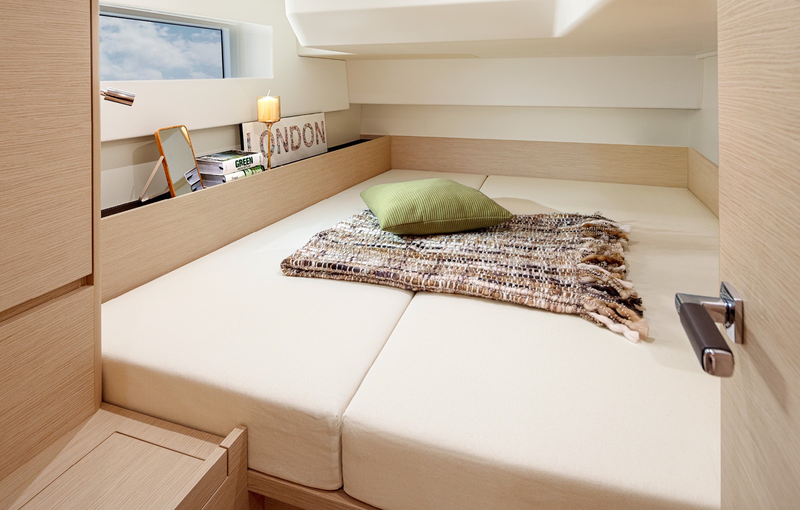 Solaris Yachts Solaris 40