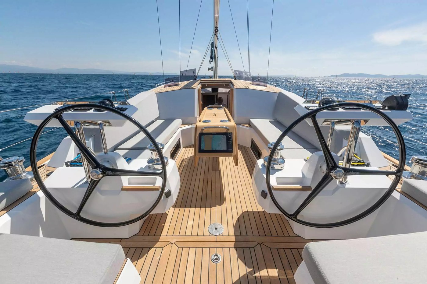 Pilot Saloon 48e