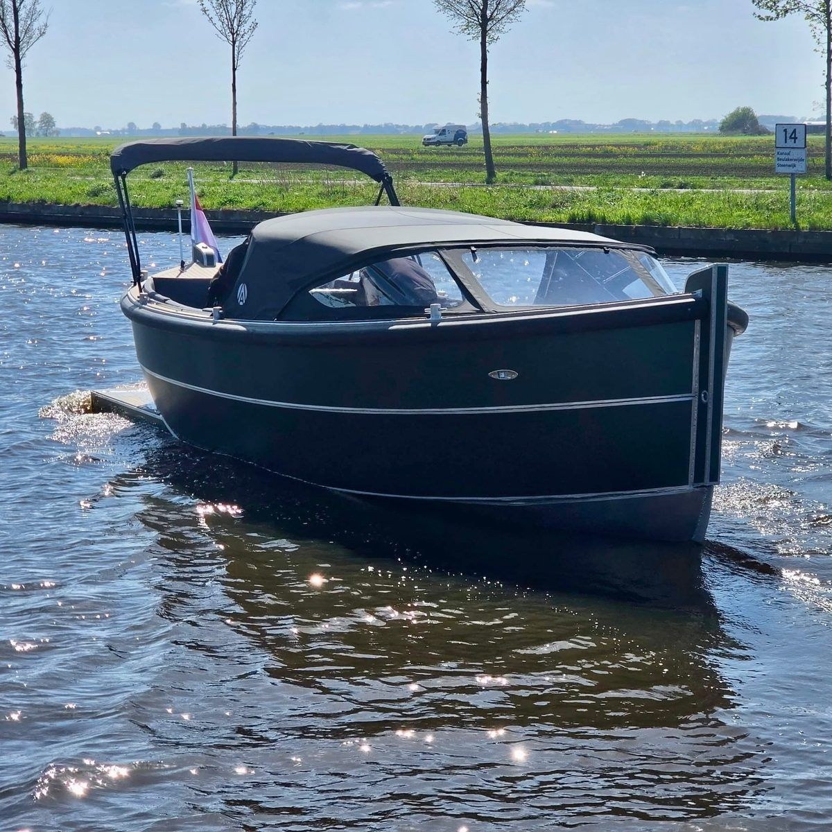 E-Sloep 700