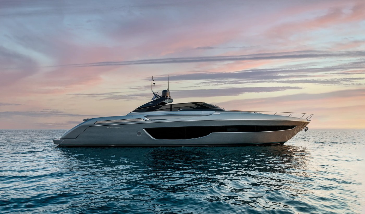 Riva 76' Bahamas Super