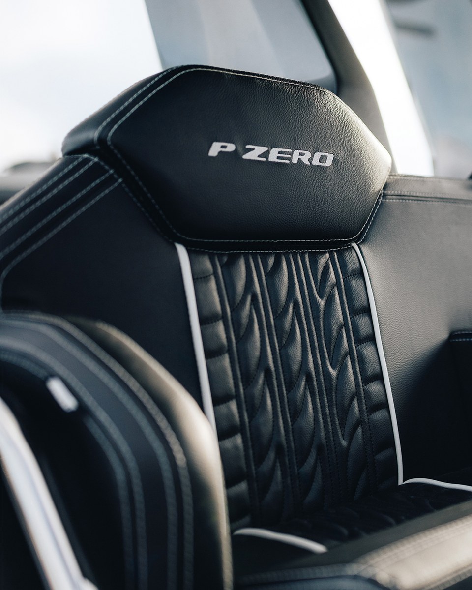 PIRELLI 42 P ZERO EDITION
