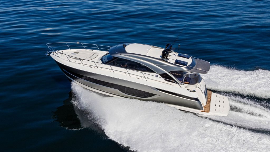Riviera 4600 Sport Yacht Platinum Edition