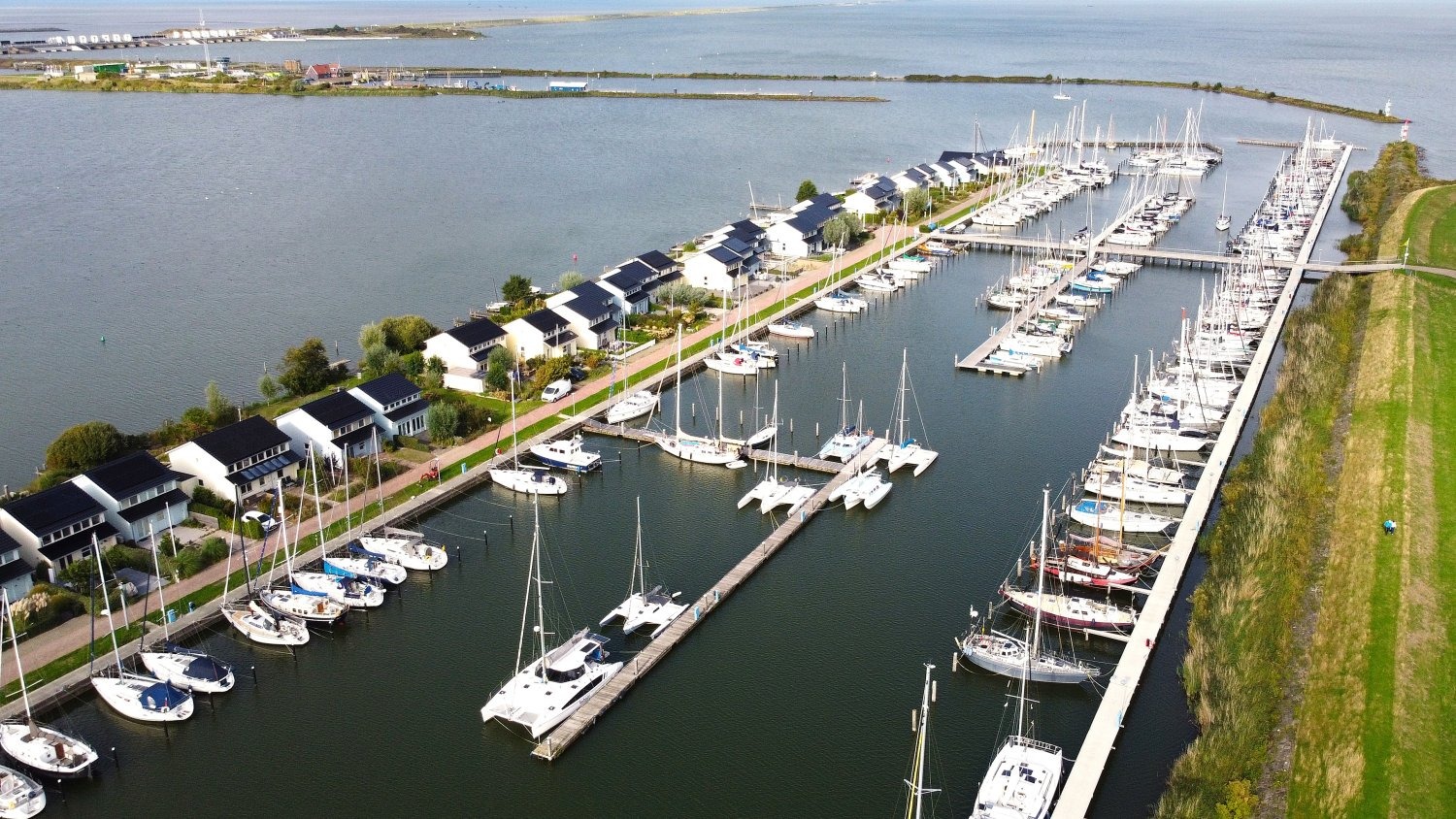 Jachthaven Marina Den Oever, image from the official website